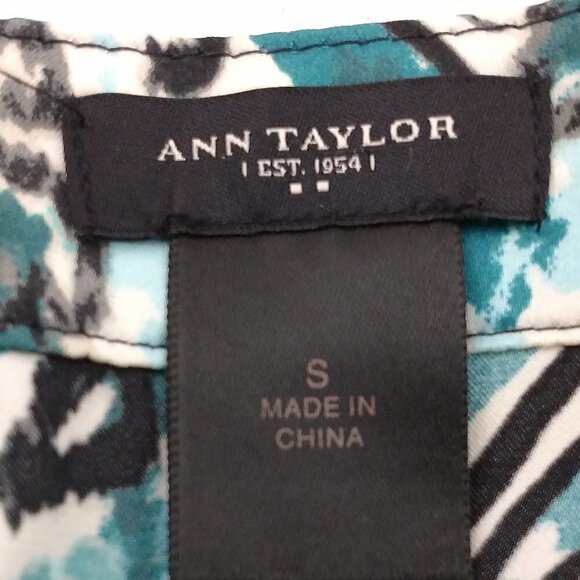 Ann Taylor Blouse - Picture 5 of 6